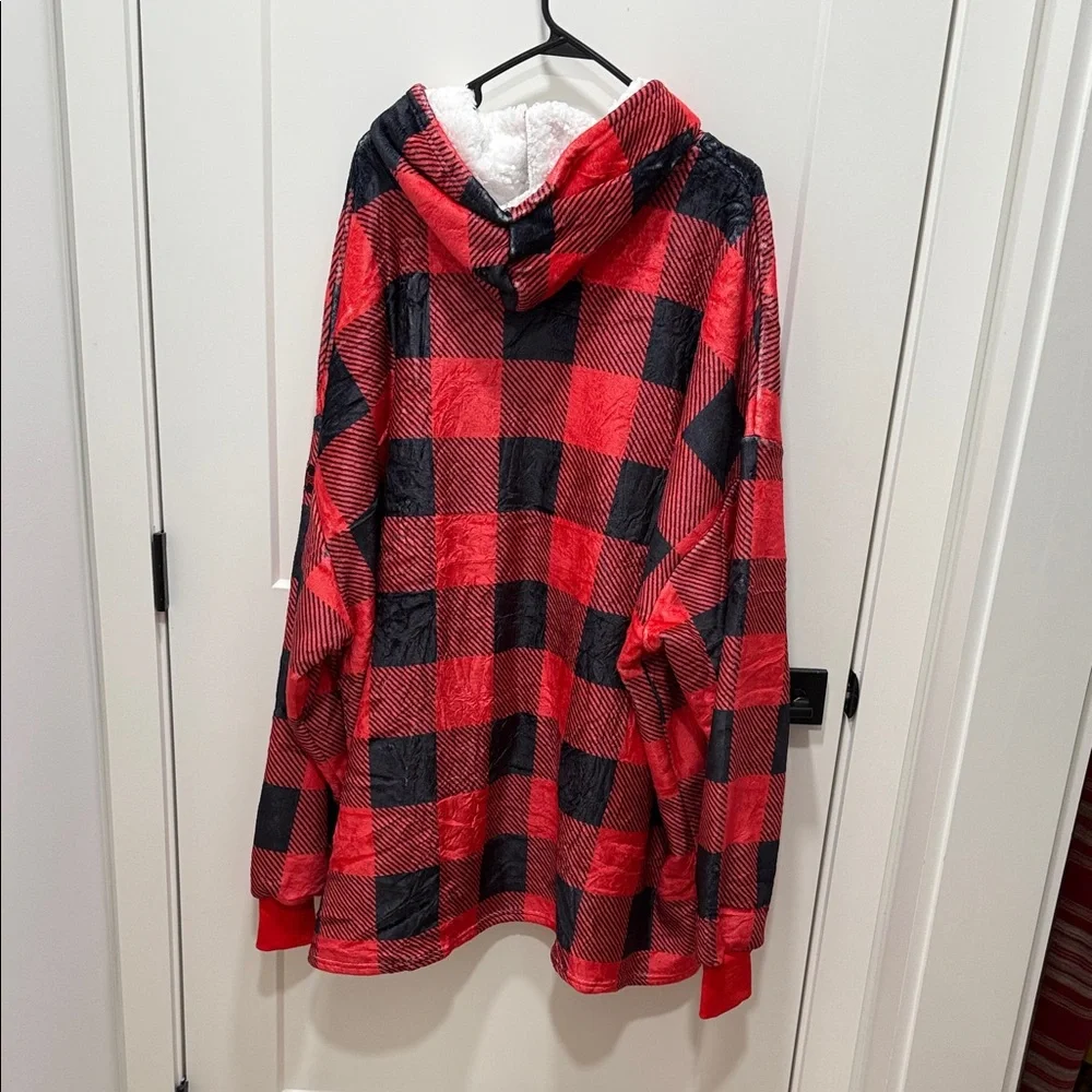 NWT Tipsy Elves Lumberjack Blanket Hoodie